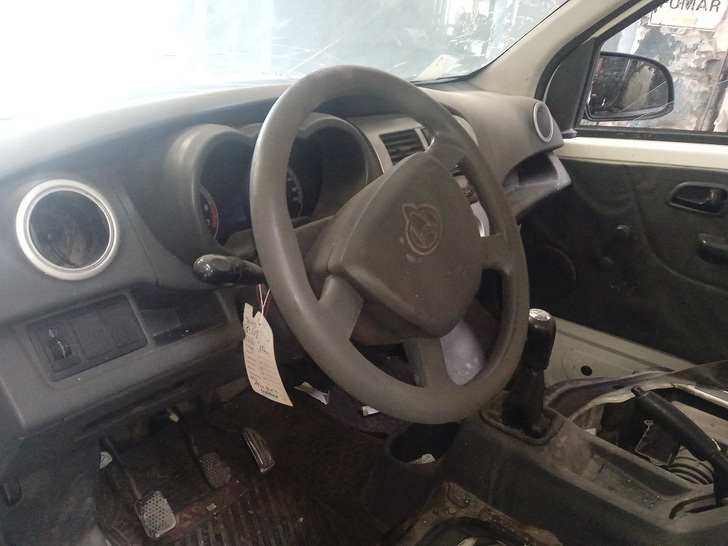 CREMALLERA DE DIRECCIóN Changan M201 2015  USADA  EN DESARME